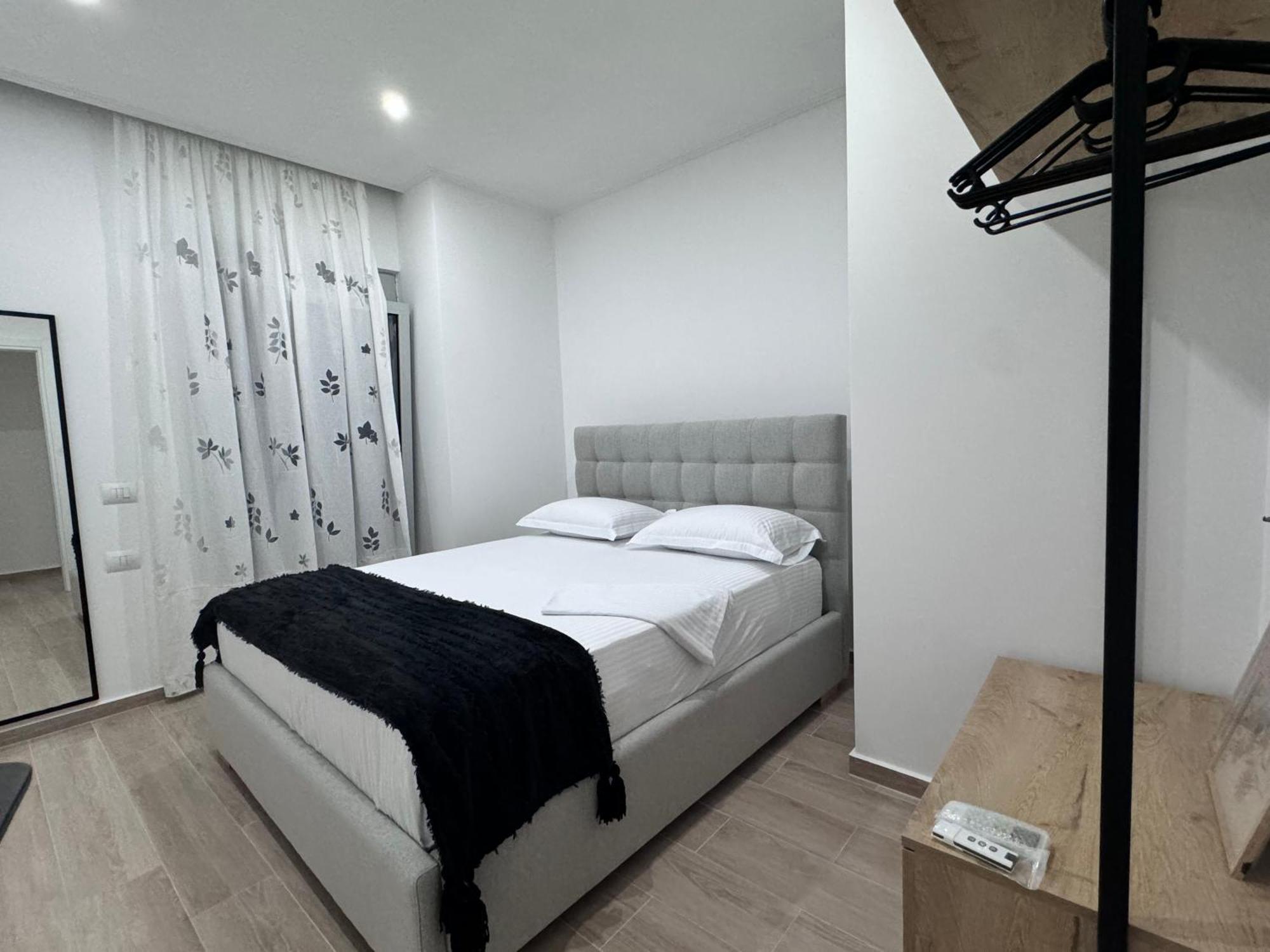 Sunset Hill Apartments Sarandë エクステリア 写真