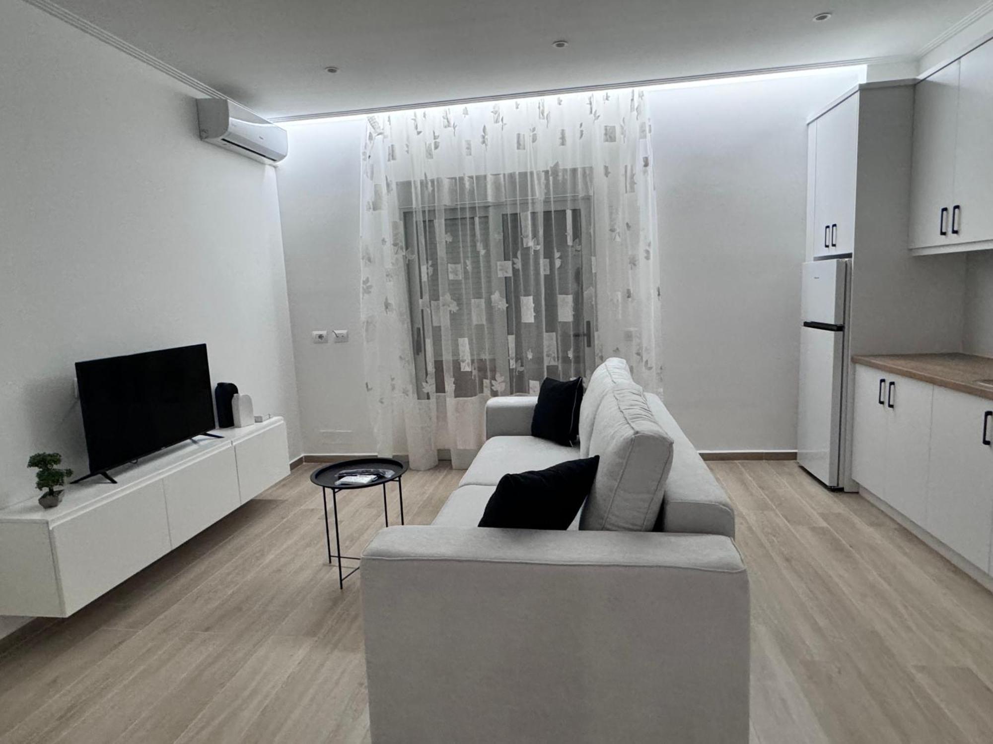 Sunset Hill Apartments Sarandë エクステリア 写真